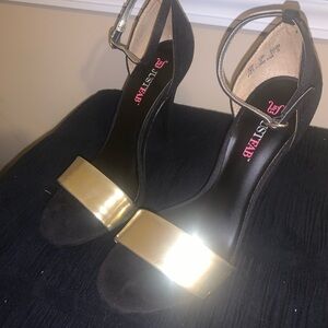 JustFab Black and Gold Elegant Heels